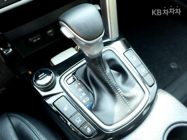 Kia Seltos 1.6 Gasoline Turbo 2WD Trendy 8