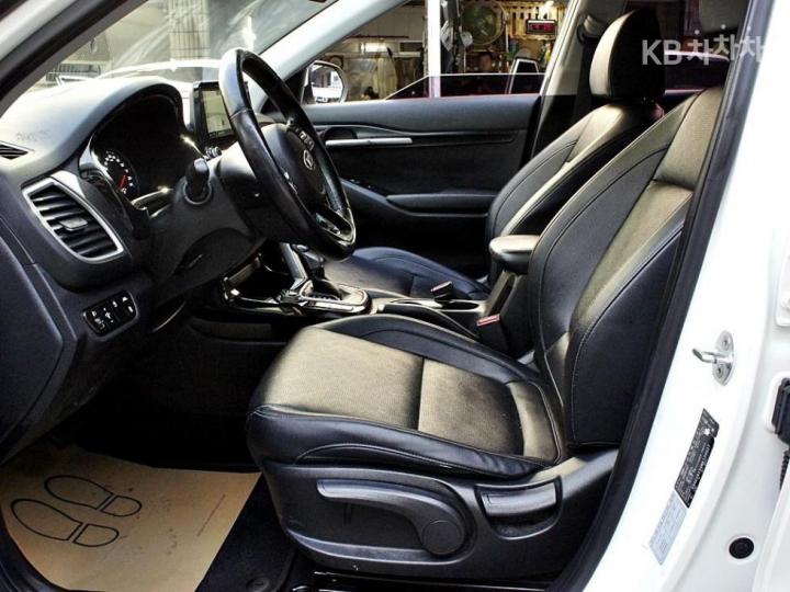 Kia Seltos 1.6 Diesel 2WD Prestige 6