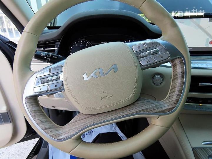 Kia K9 3.8 GDI Platinum 9