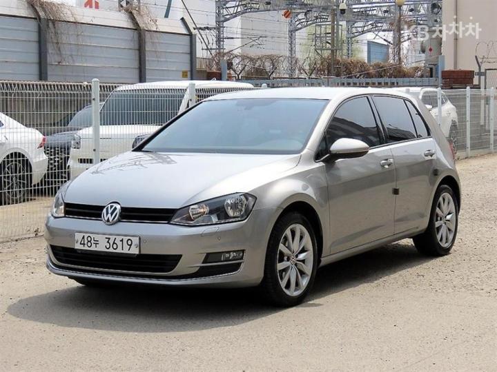 Volkswagen Golf 1.6 TDI BlueMotion MK7 3