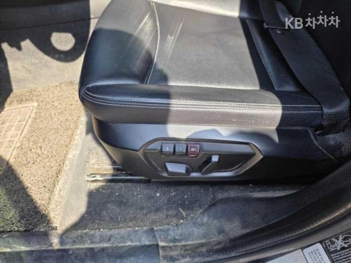 BMW X4 F26 20d xDrive Base Type 9