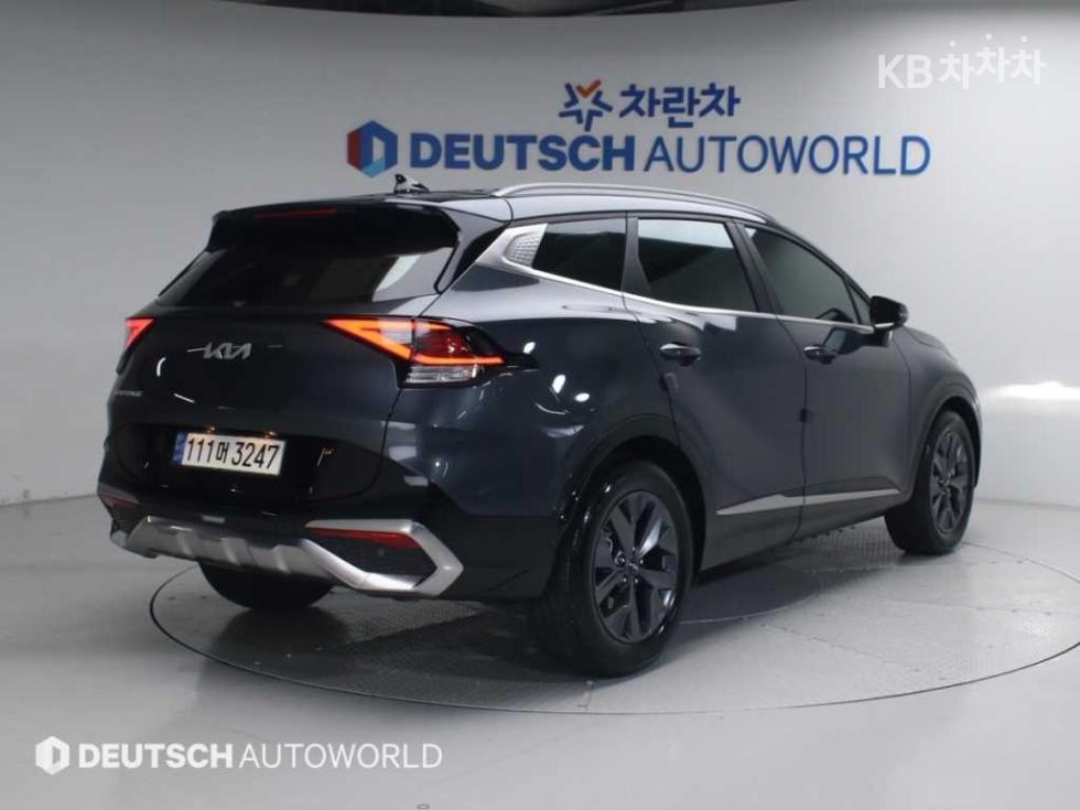 2022 - kia sportage