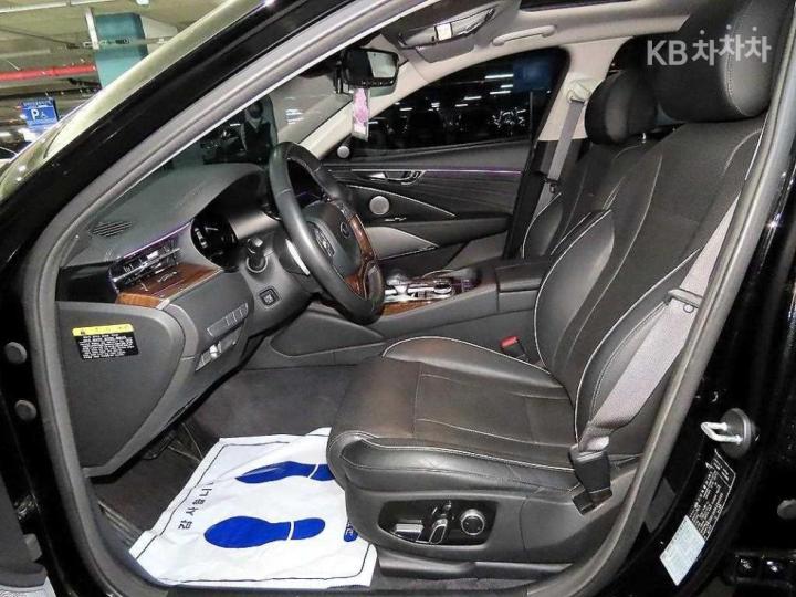 Kia K9 The 3.3 T-GDI Masters II 7