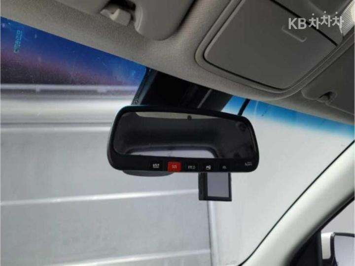 Kia Niro Plus EV Air 9