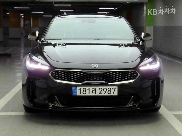 Kia Stinger 2.0 Turbo 2WD Platinum
