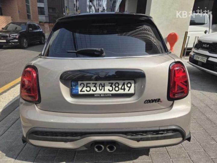 Mini Cooper 5 Duo S 2.0 Classic Base Type 7