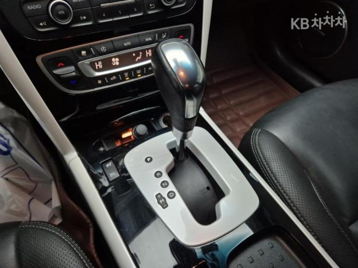 Renault SM5 New Platinum 1.6 TCE Base Type 9