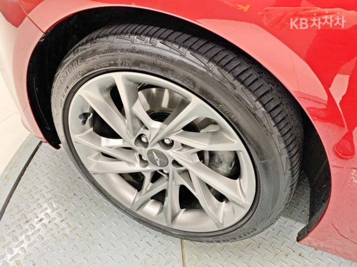 Genesis G70 2.0T Standard 6