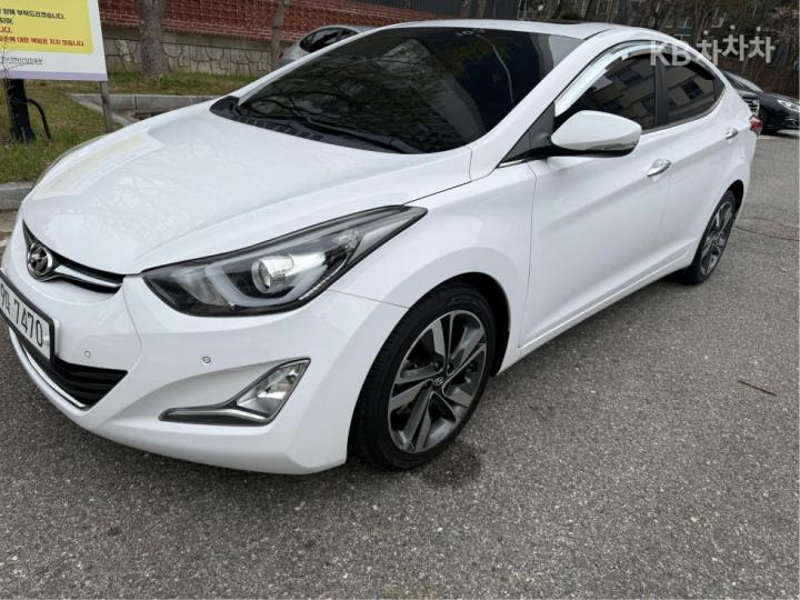 Hyundai Avante 1.6 GDi Million Limited 4