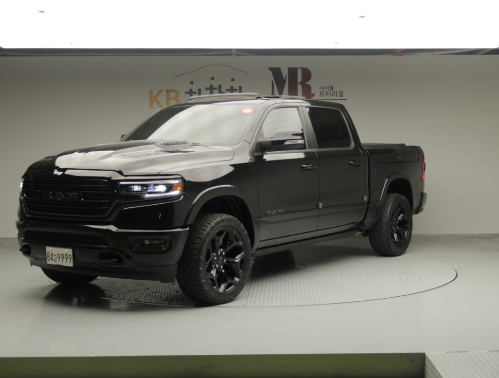 닷지 램 픽업 5.7L 1500 Limited - фото 1