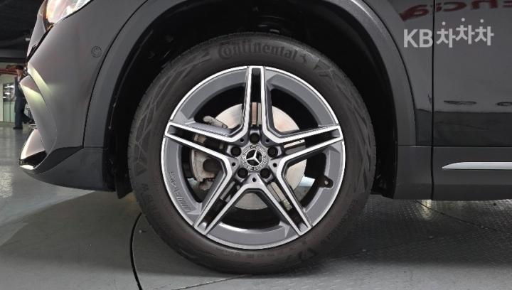 Mercedes-Benz GLA-Class H247 250 4Matic Base Type 9