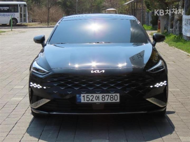 Kia K8 Hybrid 1.6 Turbo Signature Special