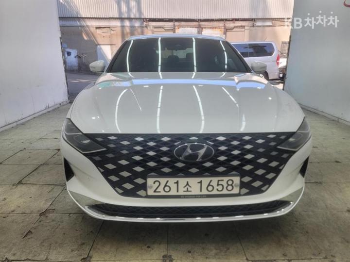 Hyundai Grandeur LPi 3.0 Premium Type 2