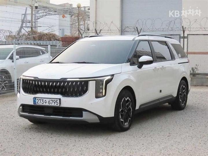 Kia Carnival G3.5 GDI Prestige 3