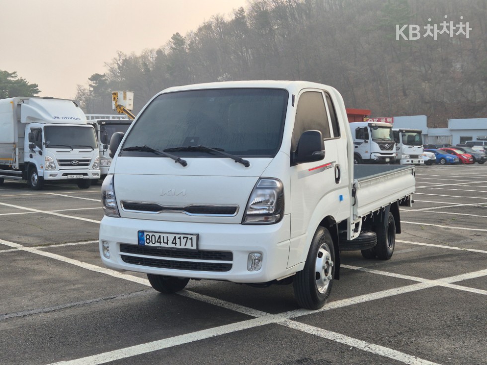 2022 - kia bongo iii