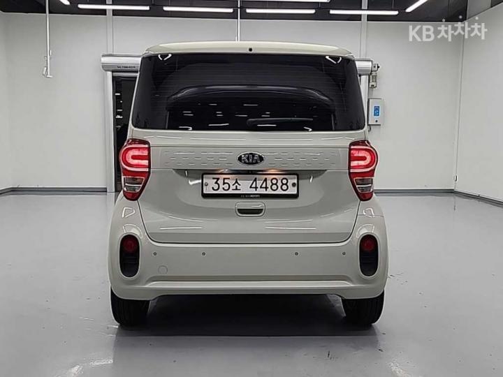 Kia Ray 1.0 Gasoline Luxury 4