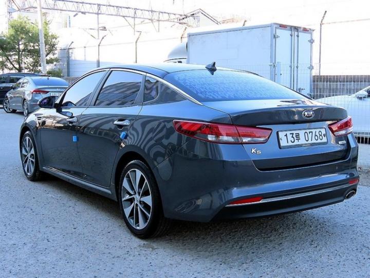 Kia K5 1.7 Diesel SX Prestige 4