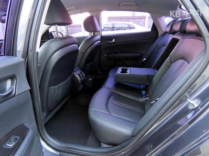 Kia K5 1.7 Diesel SX Prestige 7