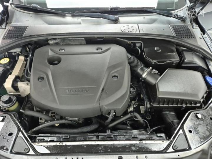 Volvo S80 D4 Premium 6