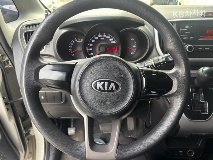 Kia Ray Van 1.0 Gasoline Van Premium Type 8