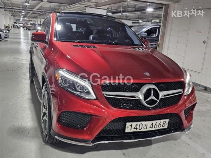 Mercedes-Benz GLE-Class W166 350d 4Matic Coupe 2