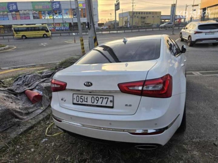 Kia K7 3.0 GDI Prestige 4