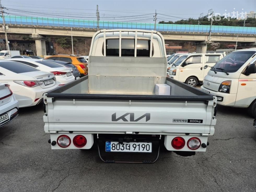 2022 - kia bongo iii