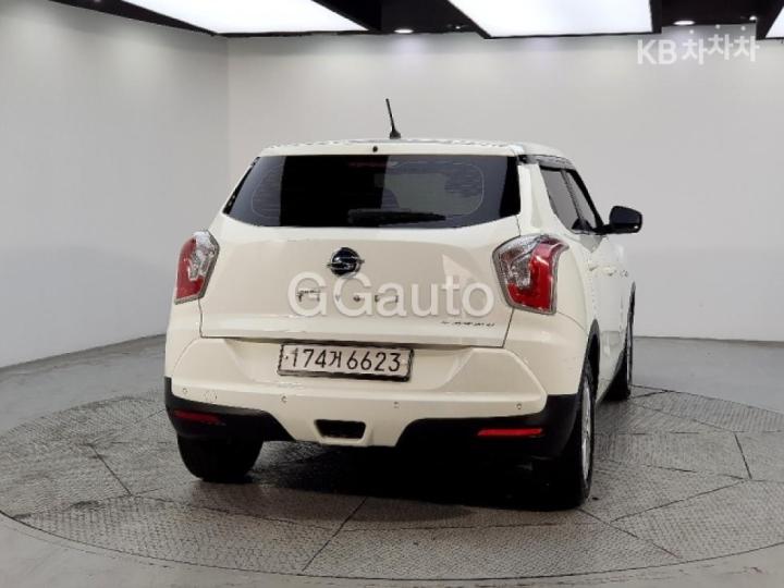 KG Mobility (Ssangyong) Tivoli Diesel LX Base Type 4