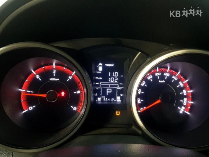 KG Mobility (Ssangyong) Tivoli Diesel LX Base Type 8