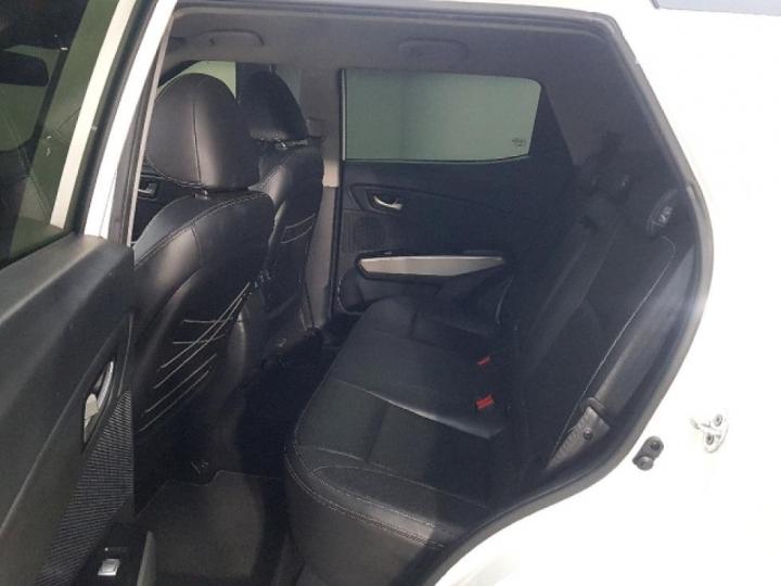 KG Mobility (Ssangyong) Tivoli Diesel LX Base Type 10