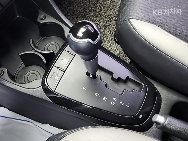 Kia Morning JA Luxury 9