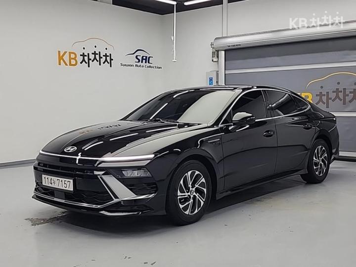 Hyundai Sonata The Edge Hybrid DN8 2.0 HEV Premium 2