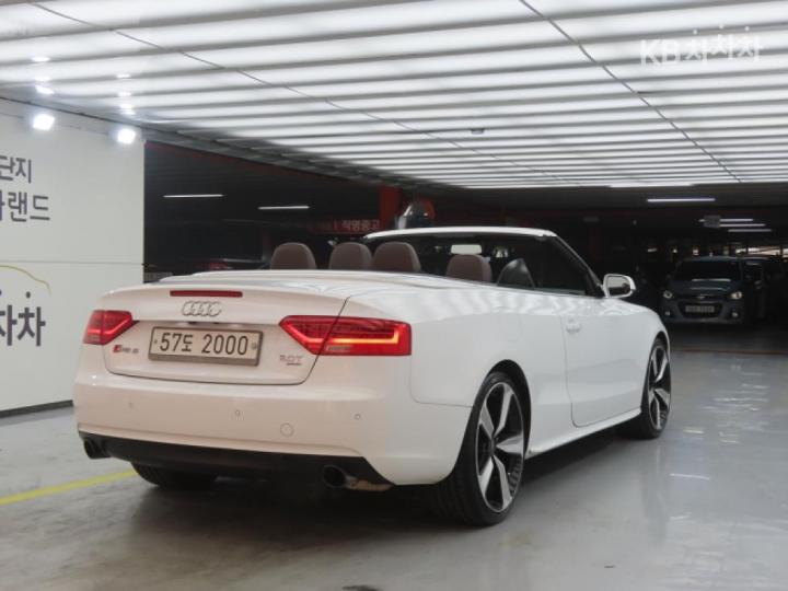 Audi A5 NEW 2.0 TFSI Quattro Cabriolet 7