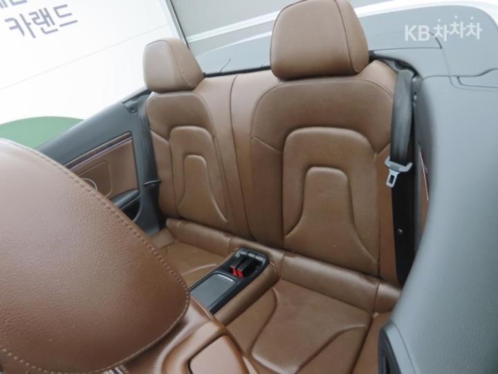 Audi A5 NEW 2.0 TFSI Quattro Cabriolet 9