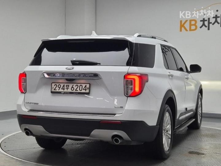 Ford Explorer Gasoline Turbo 2.3 AWD Limited 4