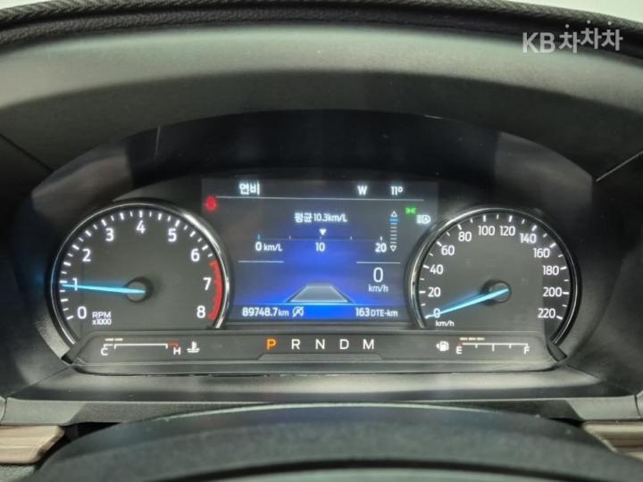 Ford Explorer Gasoline Turbo 2.3 AWD Limited 7