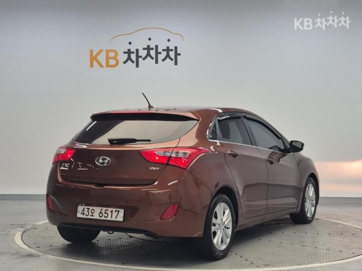 Hyundai i30 New 1.6 VGT Unique 4