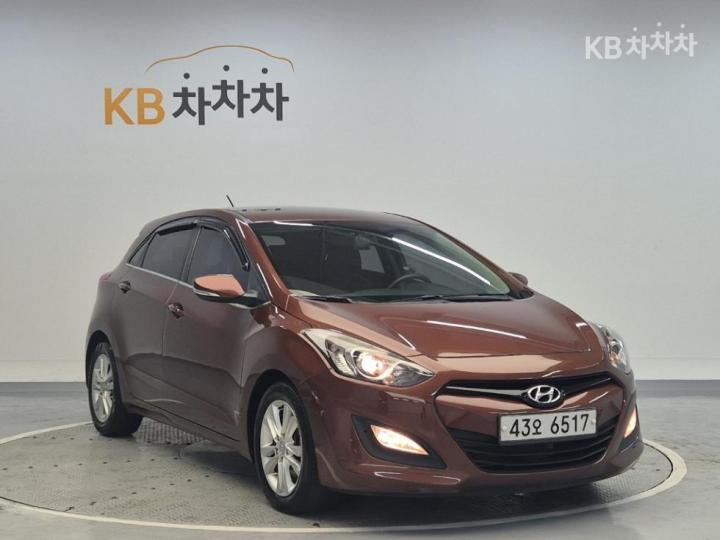 Hyundai i30 New 1.6 VGT Unique 5