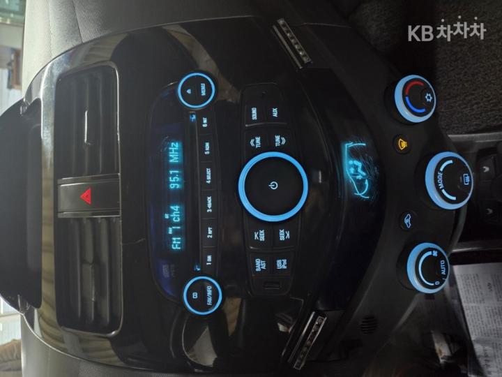 Chevrolet Spark Life Edition LT 8