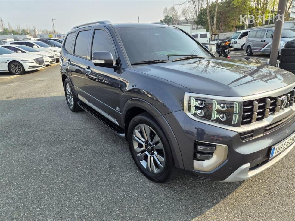 2021 - kia mohave