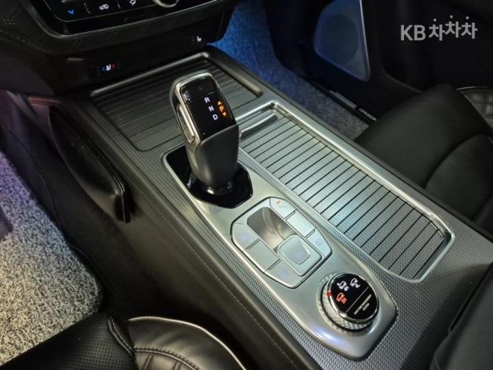 KG Mobility (Ssangyong) Rexton 2.2 4WD Prestige 9