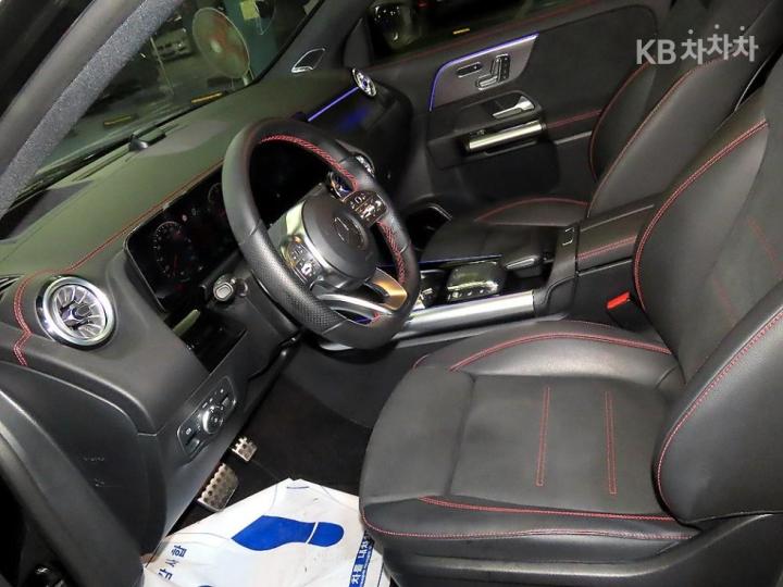 Mercedes-Benz EQA-Class H243 EQA250 AMG Line 7