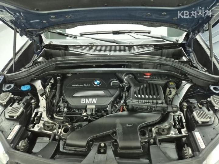 BMW X1 F48 xDrive 18d Base Type 6