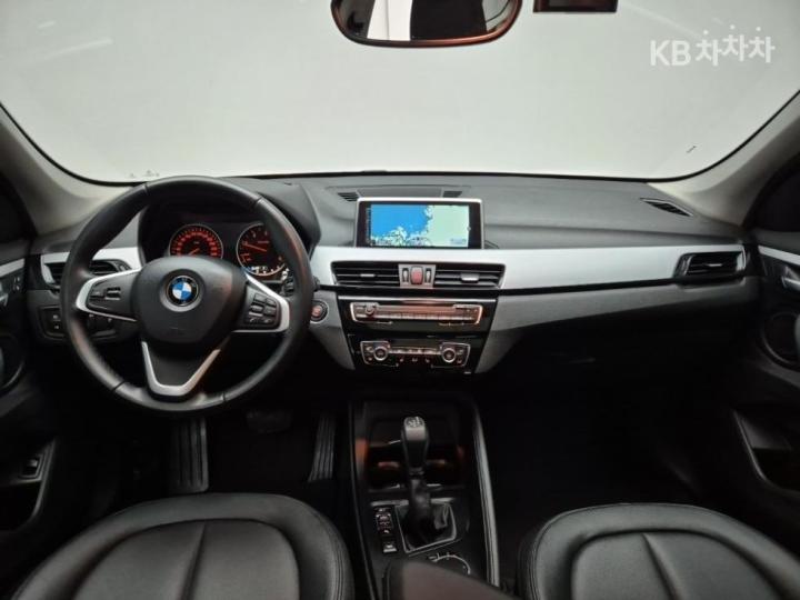 BMW X1 F48 xDrive 18d Base Type 8