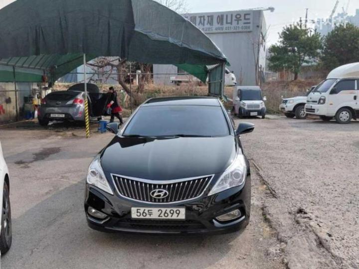 Hyundai Grandeur HG HG240 Modern 4