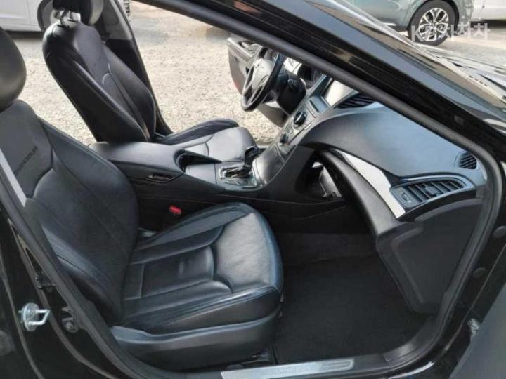 Hyundai Grandeur HG HG240 Modern 7