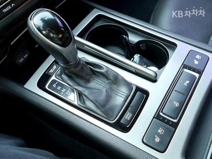 Hyundai Genesis DH G330 Modern AWD Base Type 8