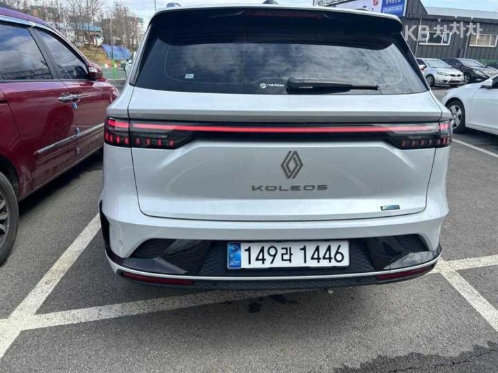 Renault Koleos E-Tech Hybrid Esprit Alpine 3