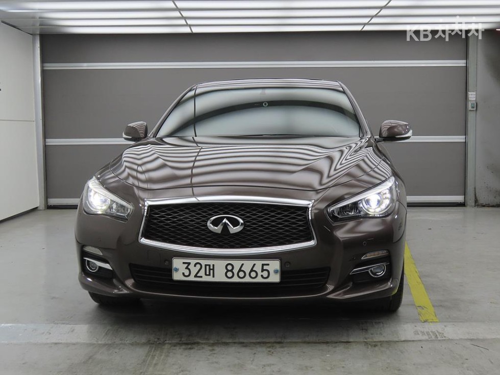 2014 infiniti q50