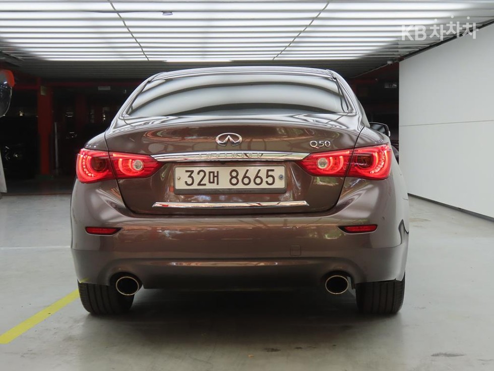 2014 - infiniti q50